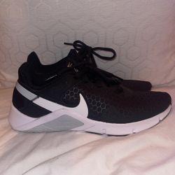 Nike Shoes Size 7