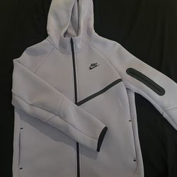 Nike tech purple 