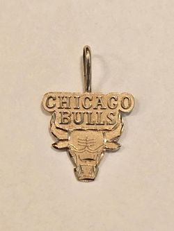 1987 Chicago Bulls 14k Gold Pendant
