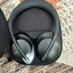 Bose Noise Canceling Headphones 