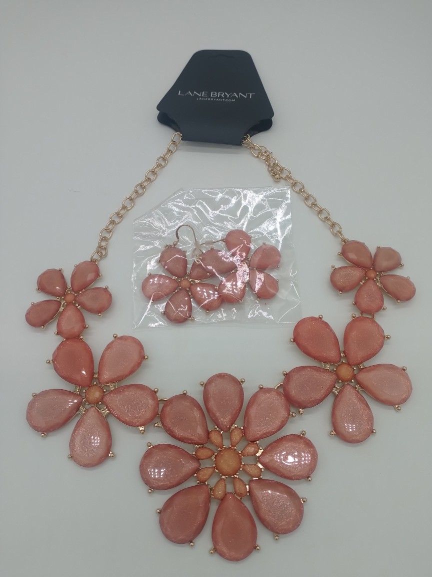 Lane Bryant Gold Tone Statement Necklace Flowers