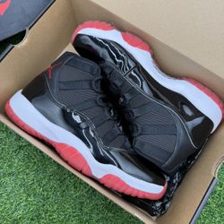 Jordan 11 “Playoff Bred” Size 10
