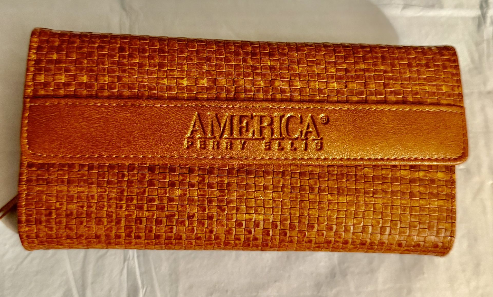 Perry Ellis America Long Trifold Wallet/Clutch