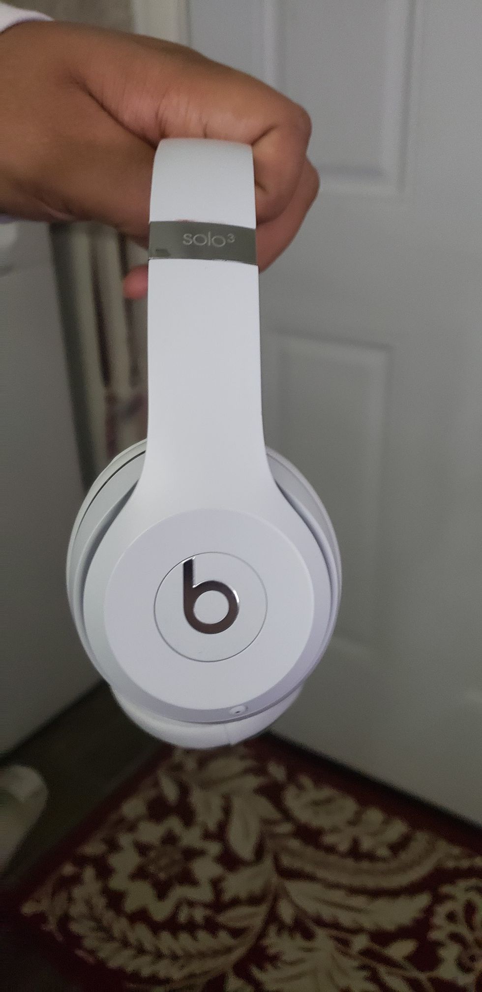 BEATS Headphones with case..White.. Used once
