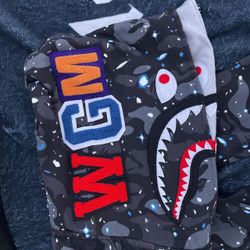 BAPE Men’s Black and Blue Hoodie 