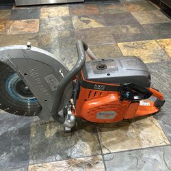 970 Husqvarna concrete demo saw