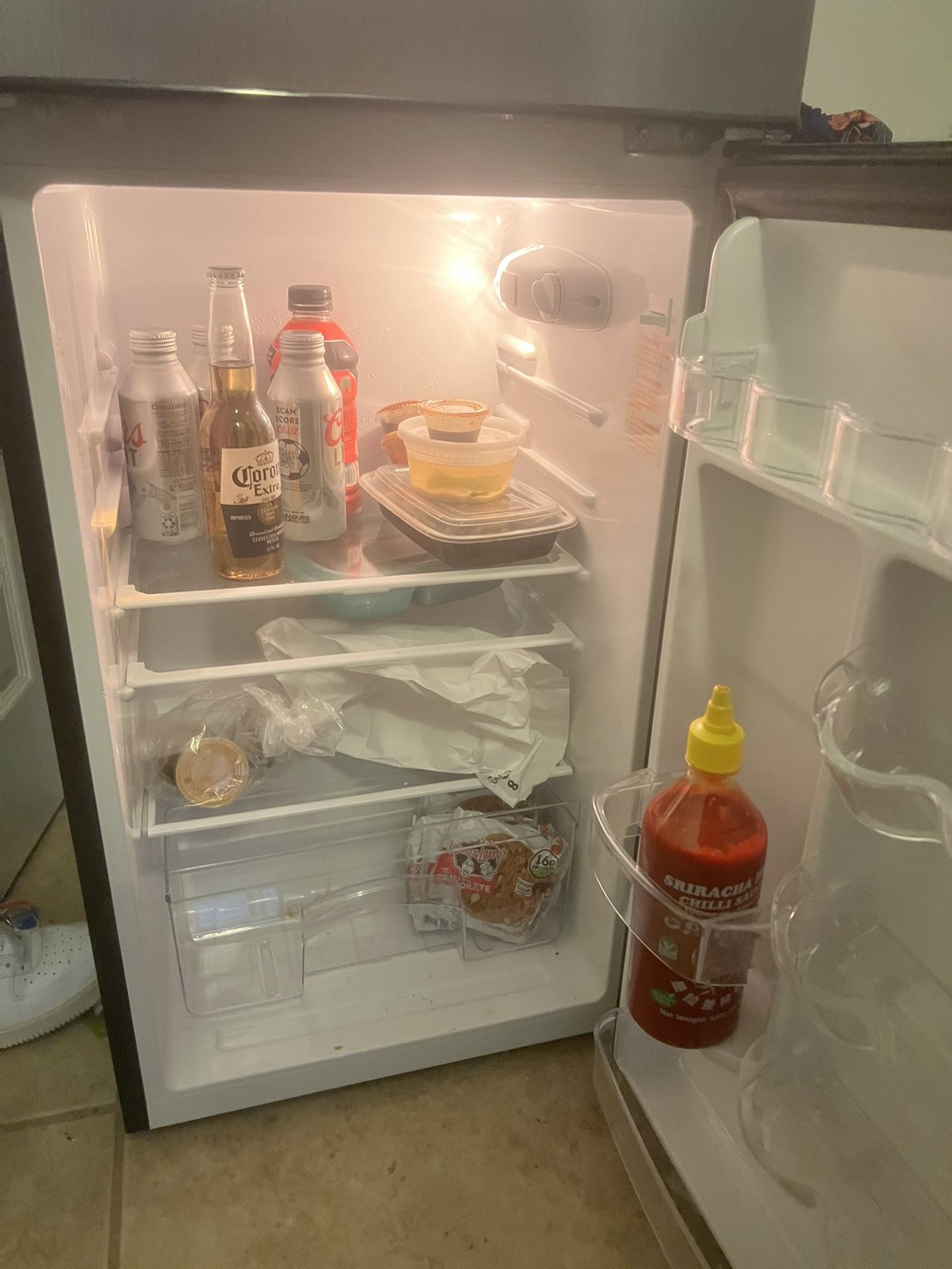 Magic Chef Mini Fridge
