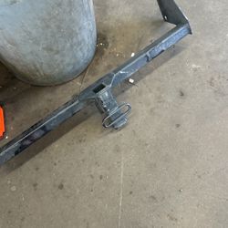 Tow hitch Toyota RAV4