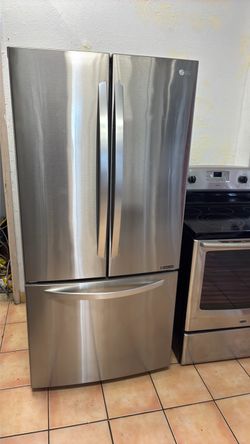 LG 3 DOORS  33”W