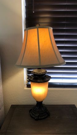 Beautiful bedroom lamp with dual lighting x2