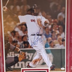 SPORTS MEMORABILIA 