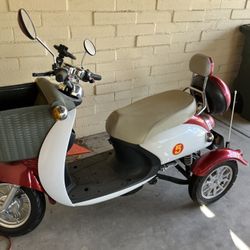 Electric Three Wheeler