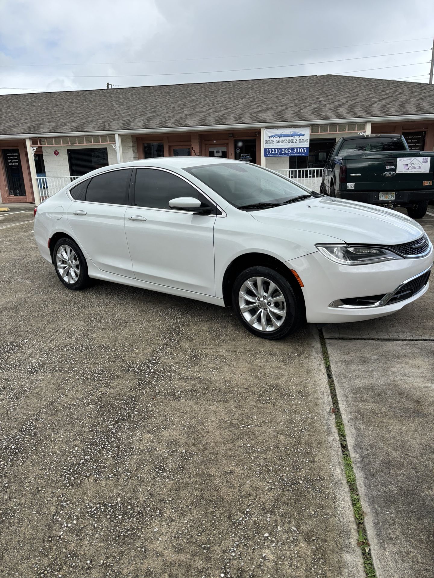 2015 Chrysler 200
