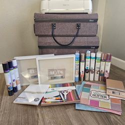 Cricuit Maker With Case & Supplies
