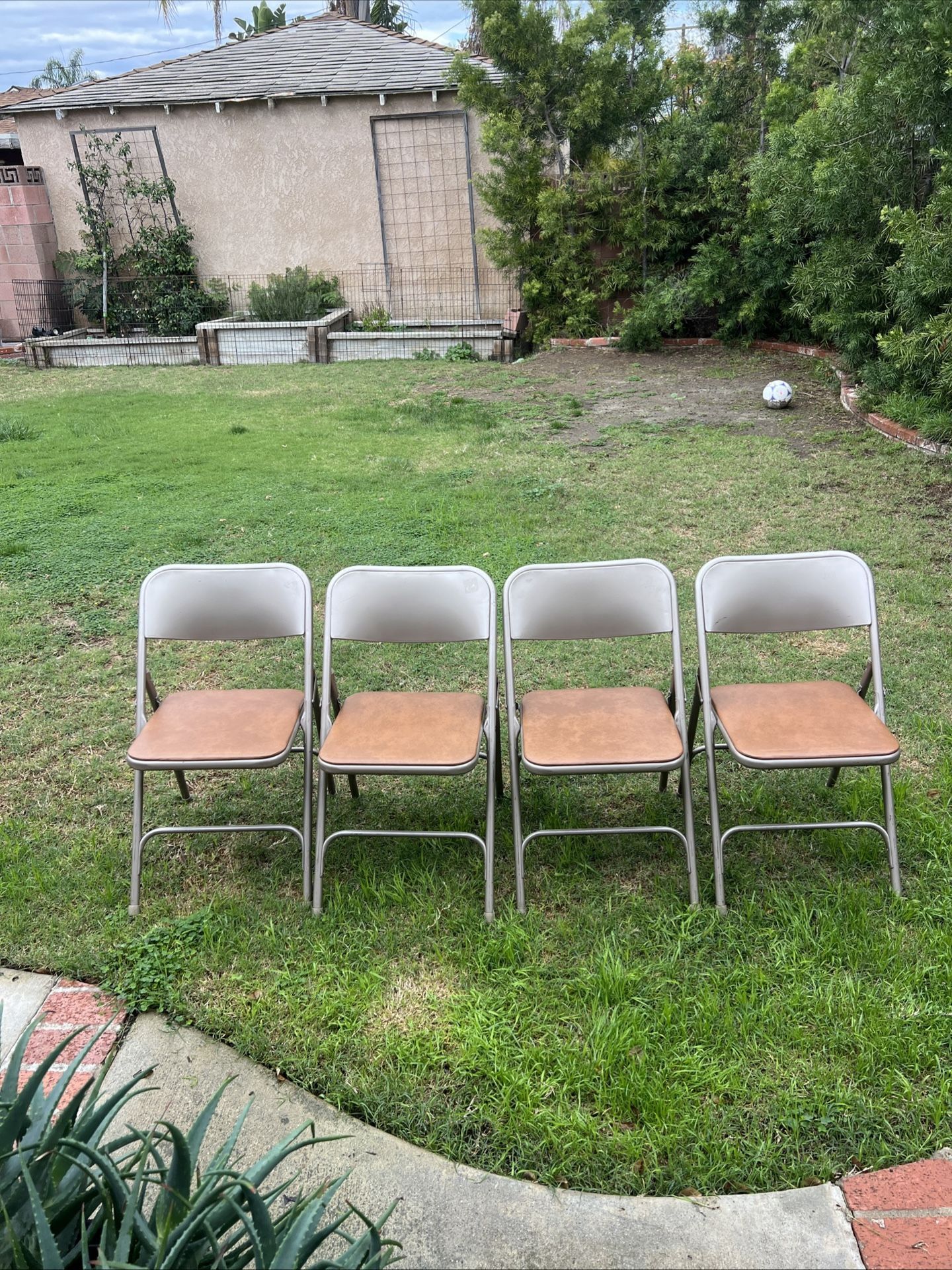 Vintage Set Of 4 Samsonite Chairs #1873