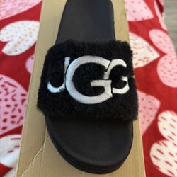Ugg Laton Fur Slide Size 9