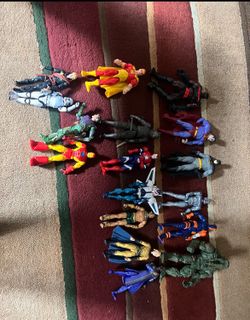 Selling or trading marvel legends lot