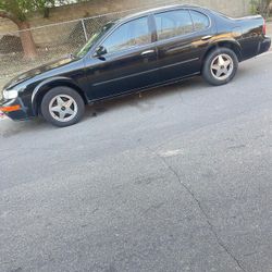1995 Nissan Maxima