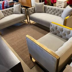 Sofá+Loveseat+Chair. Ask For Price 