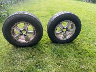 2 Hyundai 16” Wheels