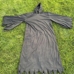 Full Length Black Pullover With Hood Halloween Costume 