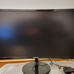 Samsung 390C Series 24" LED Curved FHD AMD FreeSync Monitor (HDMI, VGA) - Black