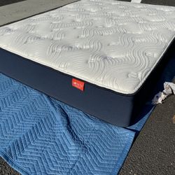 Brand New Queen Size Bed ! Queen Size Mattress and Box Spring ! Big Fig Mattress Big Fig Foundation ! Free Delivery