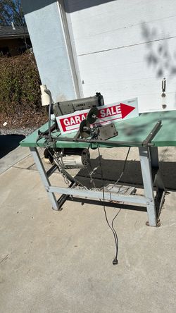 Industrial sewing machine