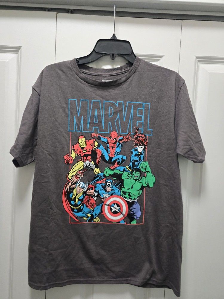 XL Grey Marvel Comics T-shirt with multi-coloured graphics
