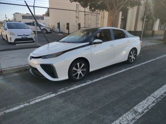 2017 TOYOTA MIRAI