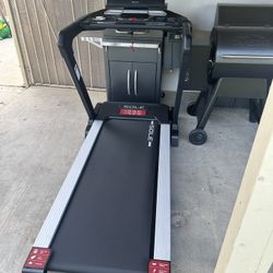 Sole F80 Treadmill 