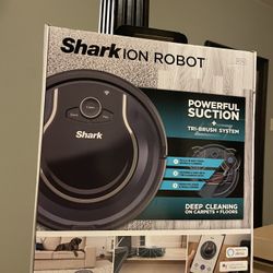 Brand New Shark Ion Robot Vacuum 