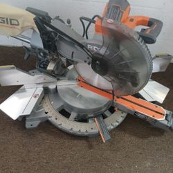 Saw And Compressor Combo