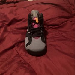 Air Jordan 6 retro (GS) Size 6 