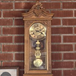 D&A solid oak wall clock with chime and key