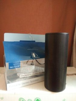 INSIGNIA speaker