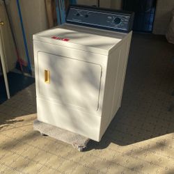 Amana Heavy Duty Dryer 