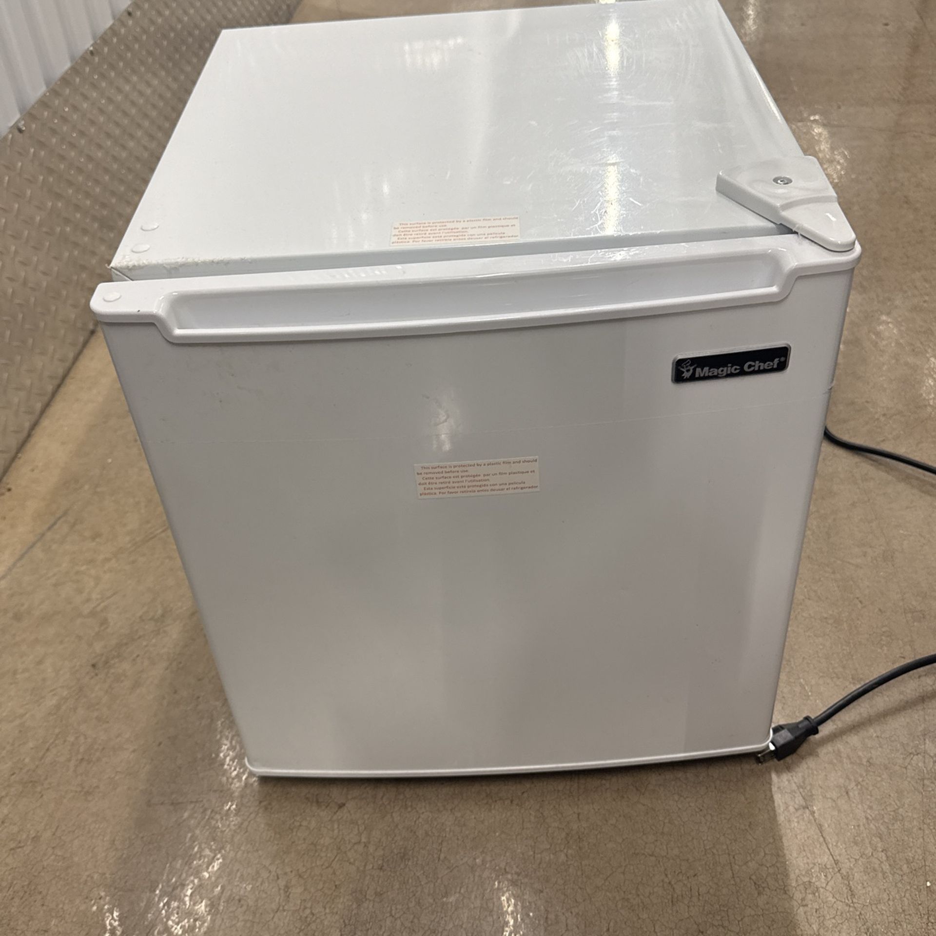 Mini Fridge