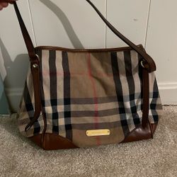 Used Burberry Purse