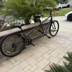 New Trek T900 Alpha Silver Aluminum Tandem Bike