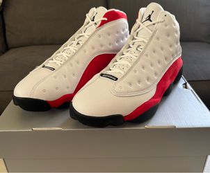 Jordan 13 “Chicago”