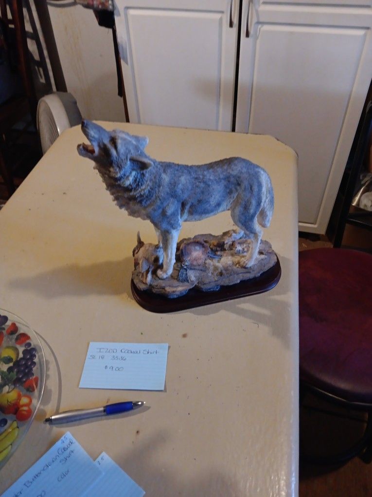 American Timber Wolf Statue