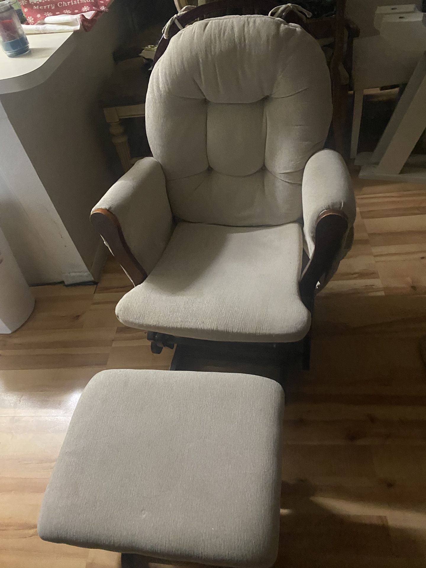 Rocking Chair w/ Rocking Ottoman