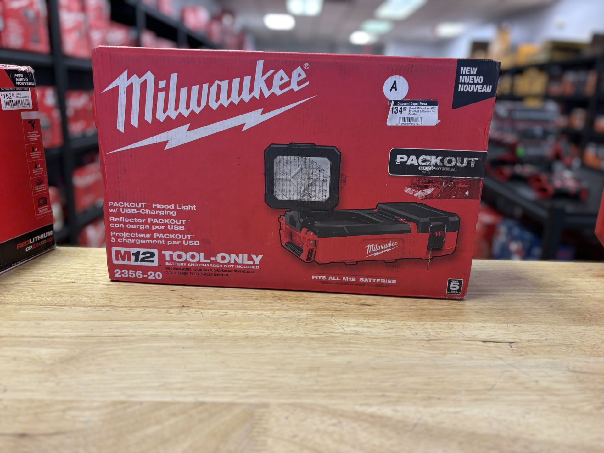 M12 12-Volt Lithium-Ion Cordless PACKOUT Flood Light w/USB Charging