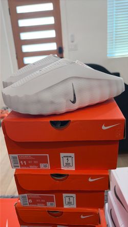 Women’s Nike Mind 001 Summit White / Metallic Silver Size 11