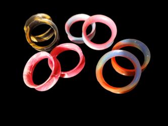 BRAND NEW 4 pairs of 1" 25mm Silicone Gauges/Plugs