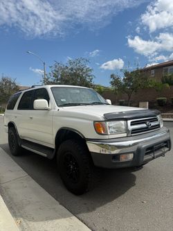 1999 Toyota 4Runner SR5