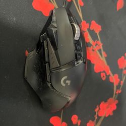 Logitech G502 HERO Gaming Mouse – Buen estado