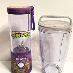 TMNT Teenage Mutant Ninja Turtles Blend Jet personal blender with extra large container New