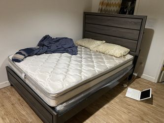 Bed for 2 people twins